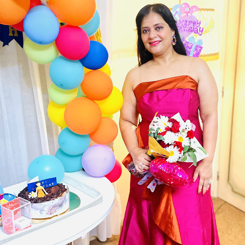 TRAVEL WITH SAVITA