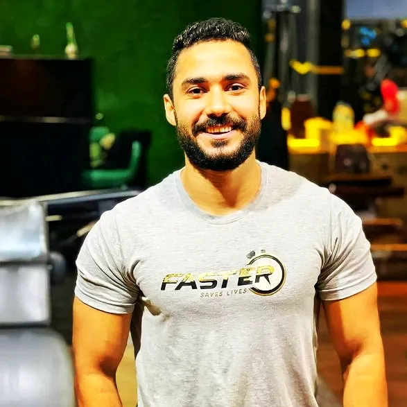Mostafa Esam