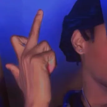 🕸️•ℭ𝔥𝔢𝔢𝔠𝔬 •🕷️