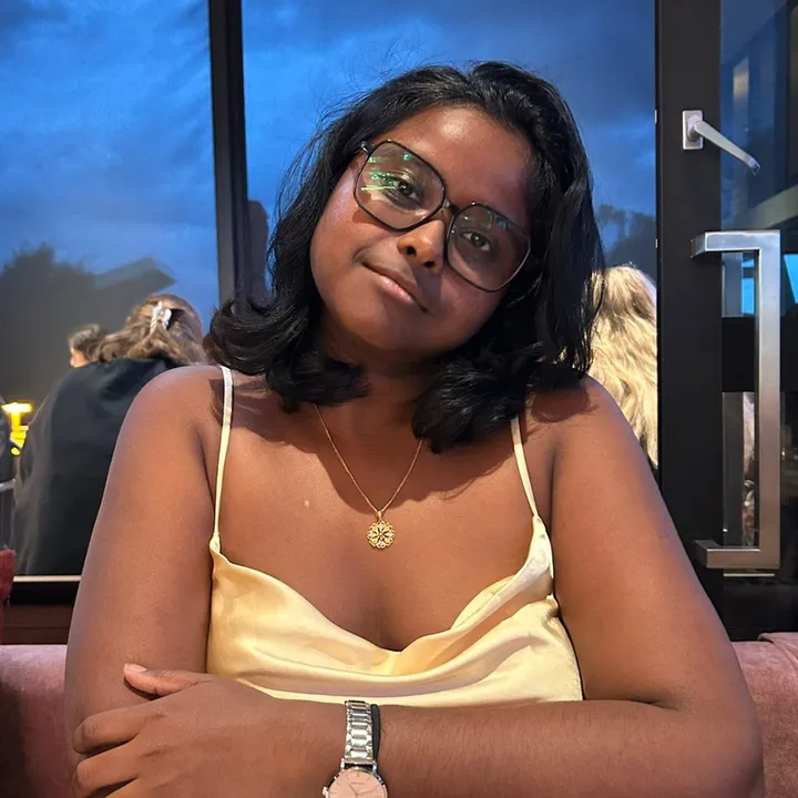 Devika 💛