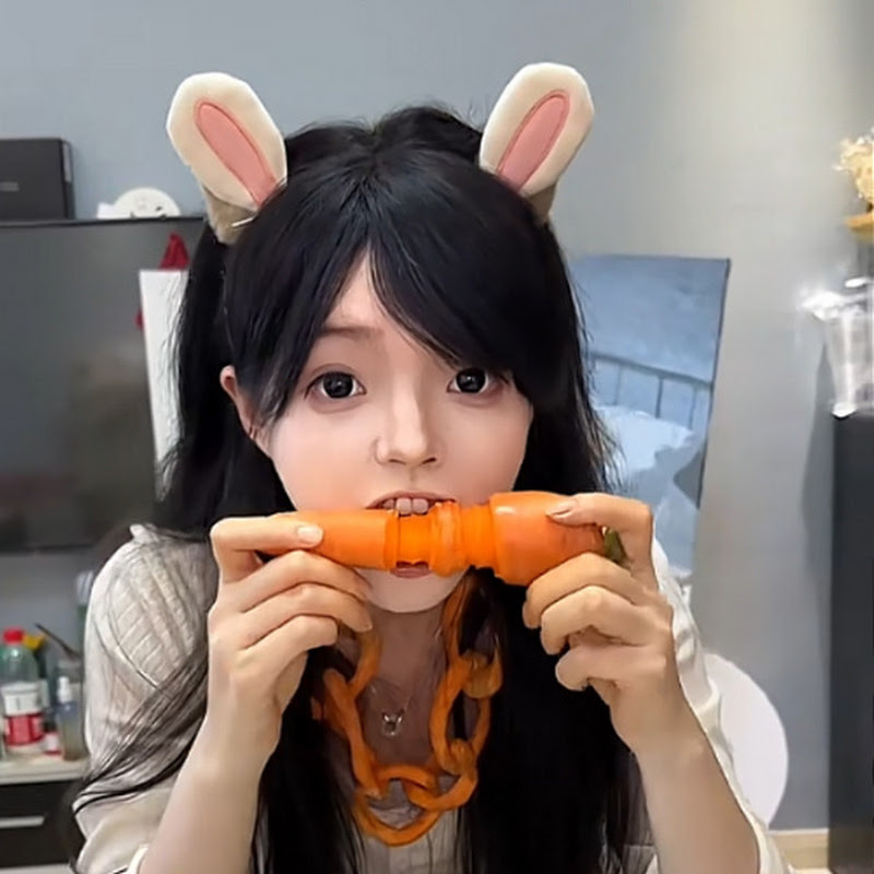 Carrot Girl