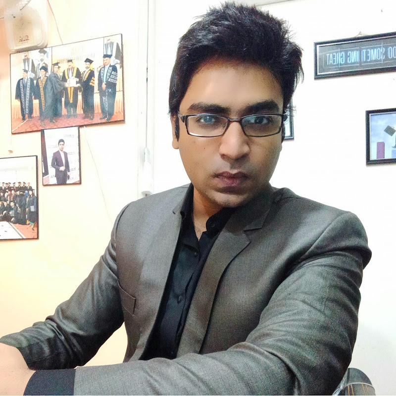 Zeeshan Khan (Chartered Management Accountant)