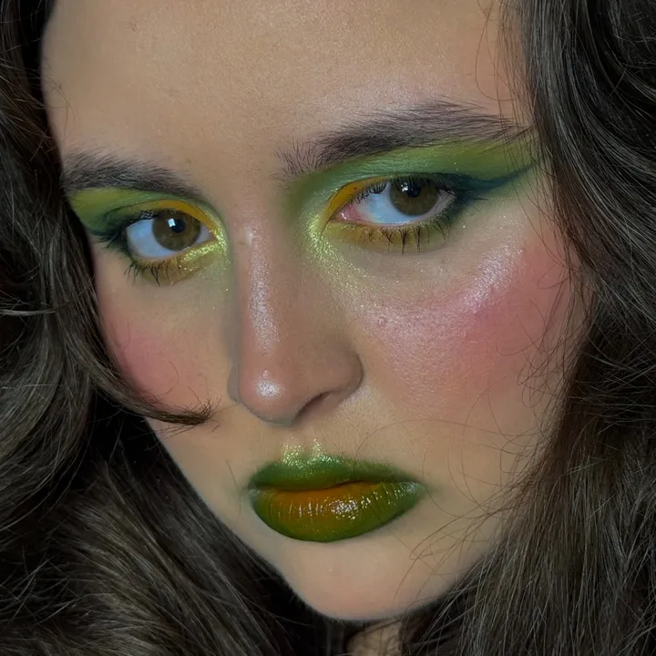 Eduarda| Makeup Artist