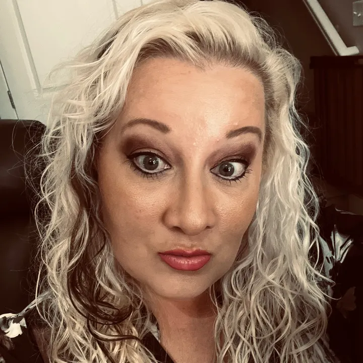 Christine (Stay Beautiful)