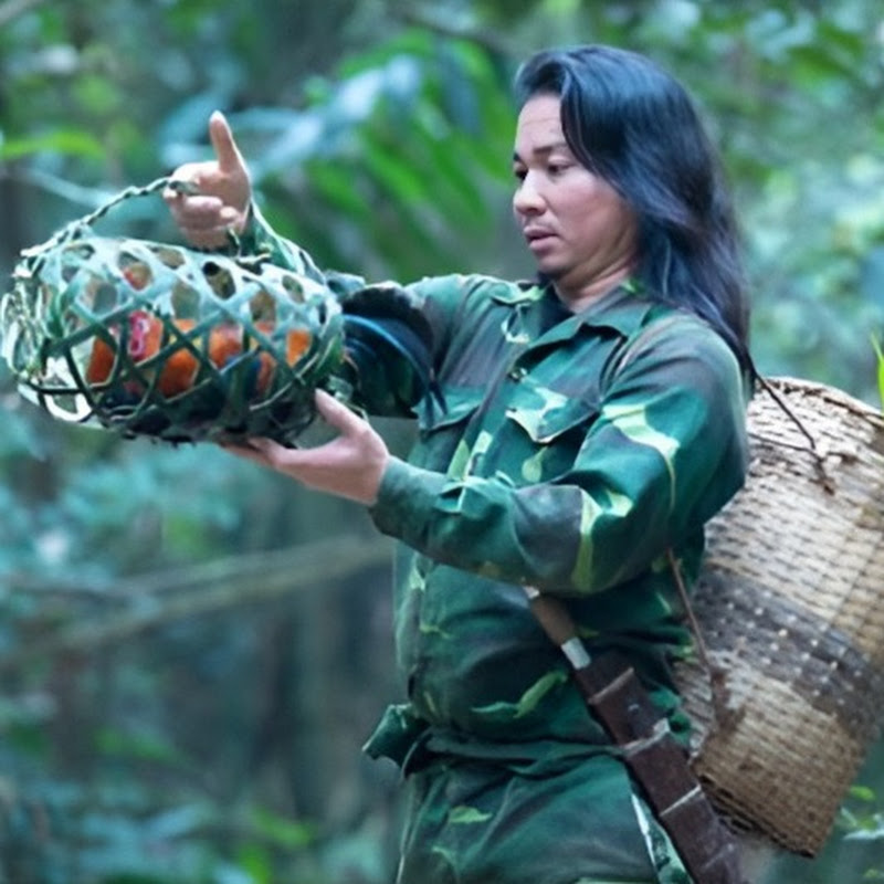 Tòng Văn Độ Daily Life