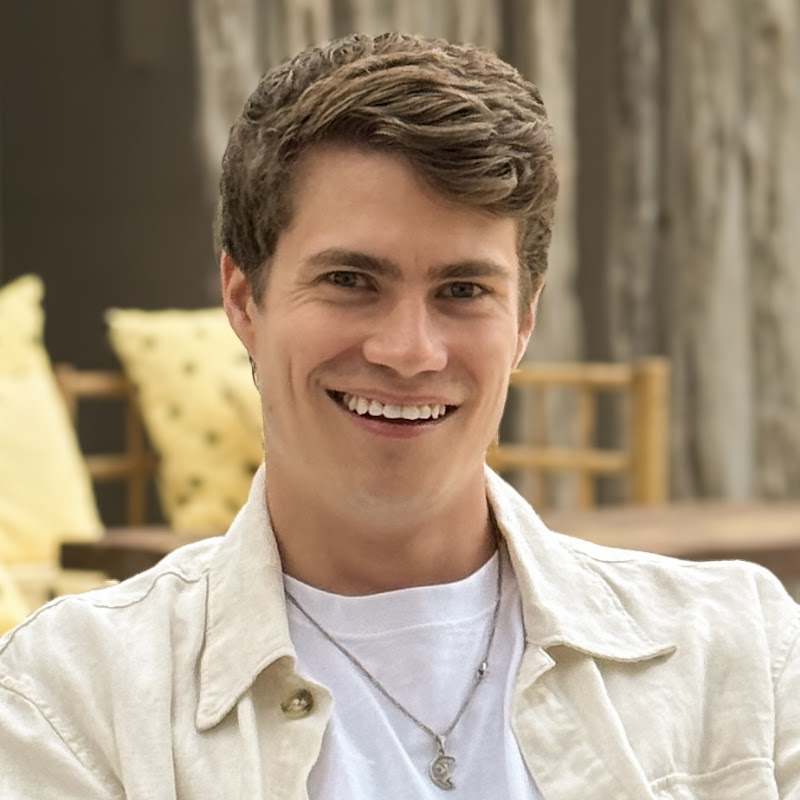 Alex Acht
