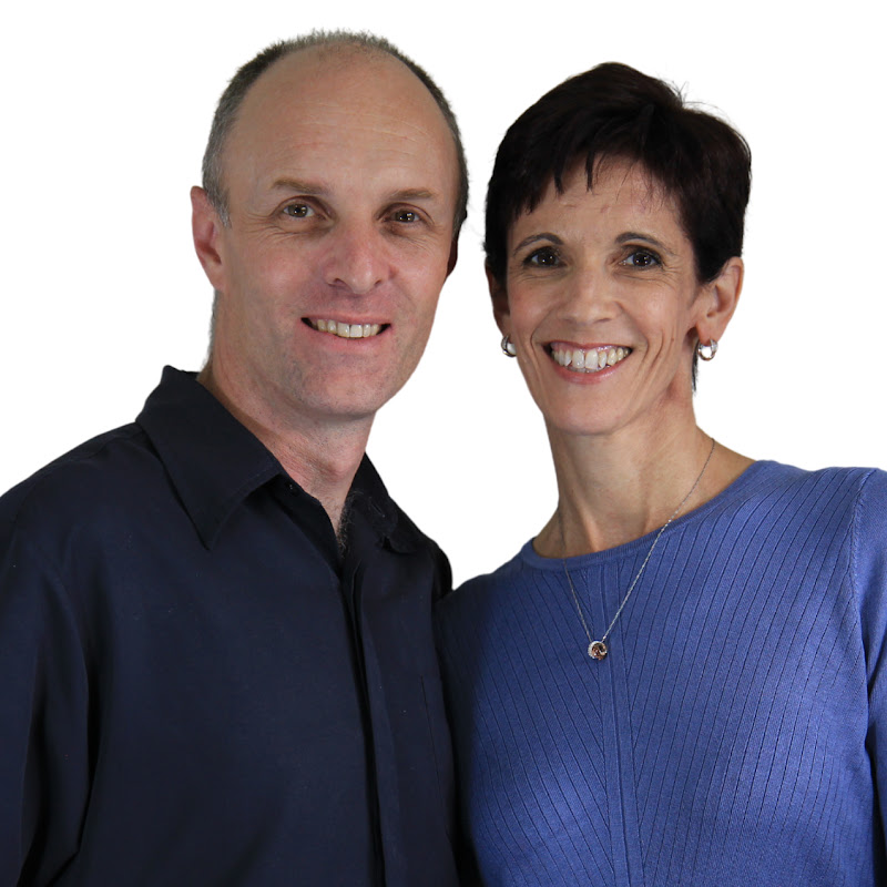Brandon & Lisa Skene 