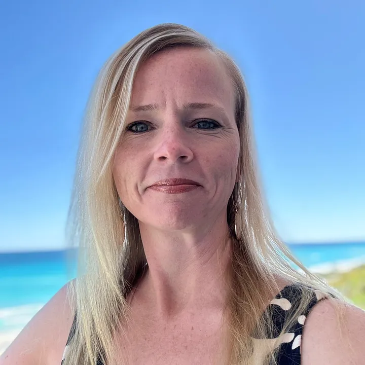 Tracy Mae Back Again