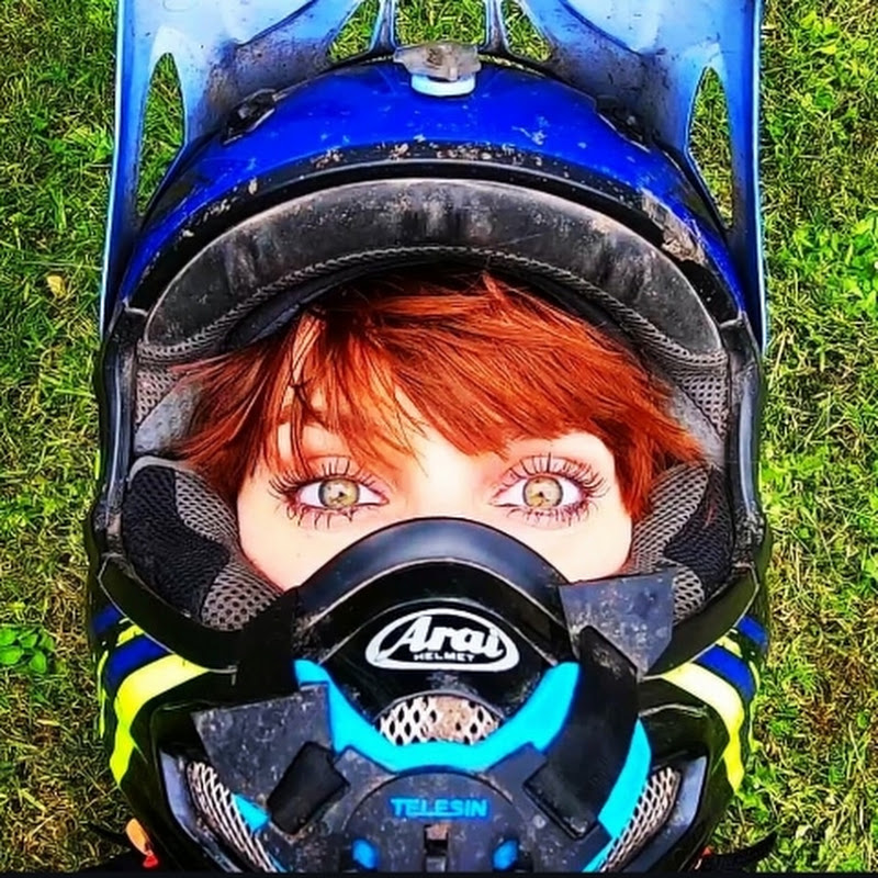 TwoWheelsAndAPonytail