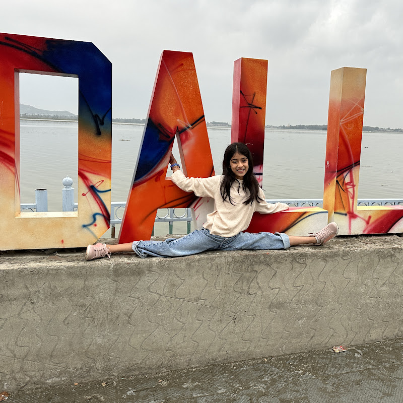 It’s Rabab The Gymnast🤍