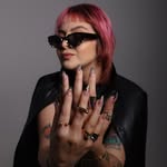 ADRIANA ESTEVES | NAIL ARTIST & INSTRUCTOR