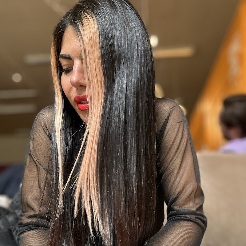 English with Mozhgan