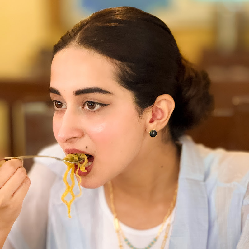 Faizah Vlogs