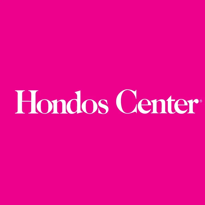 Hondos Center