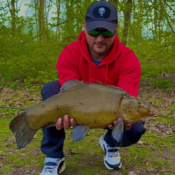 adryx_fishing