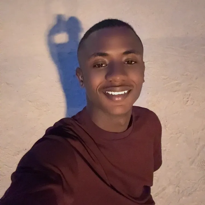Aly Le Grand