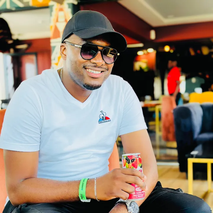 @siphesihlemhlongo