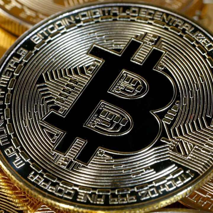 CRYPTO WHALE 🐳 🐳 2.0