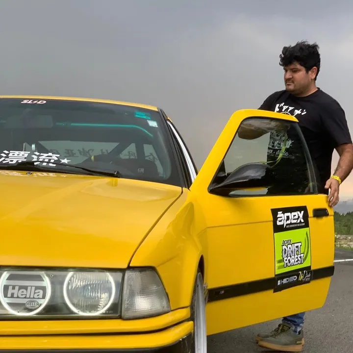 luisdelamora_e36