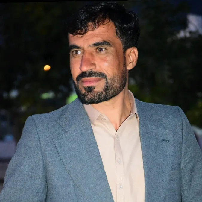 Hassanain Khan