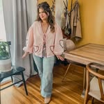 Lindsay Aratari | Petite Fashion | Home Décor | Motherhood
