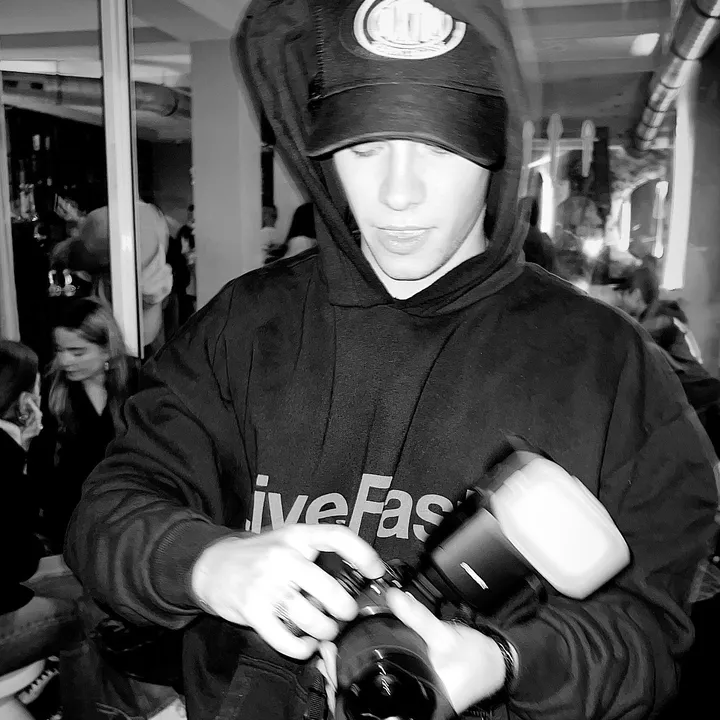 JL 📸