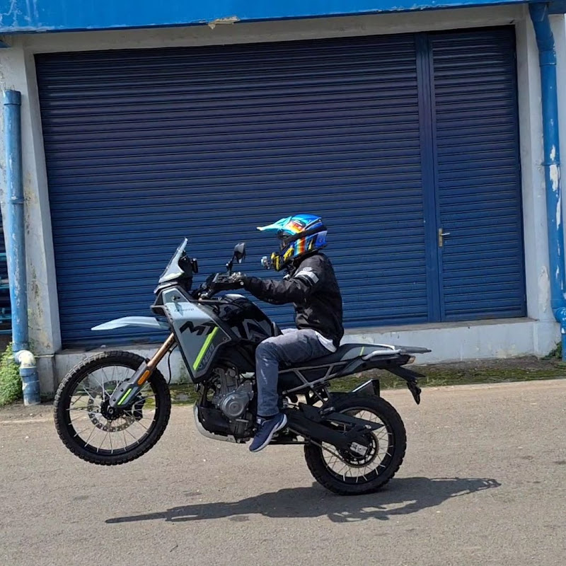 Rider Elang Jalanan