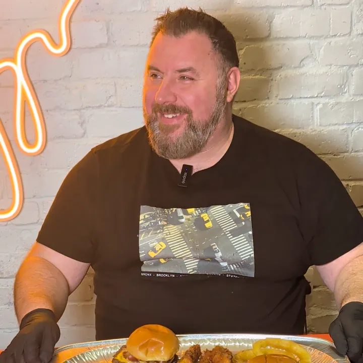Fudder Muckin' Food
