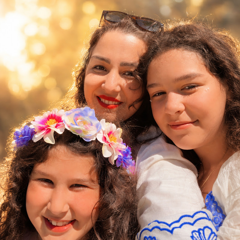 Maryam & Elsara