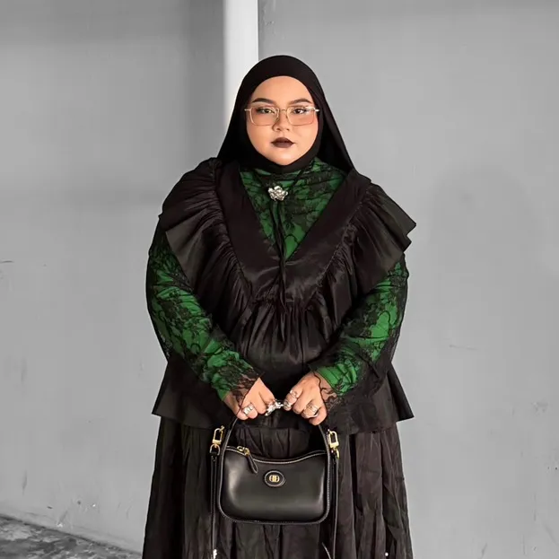 Sarah Aziz