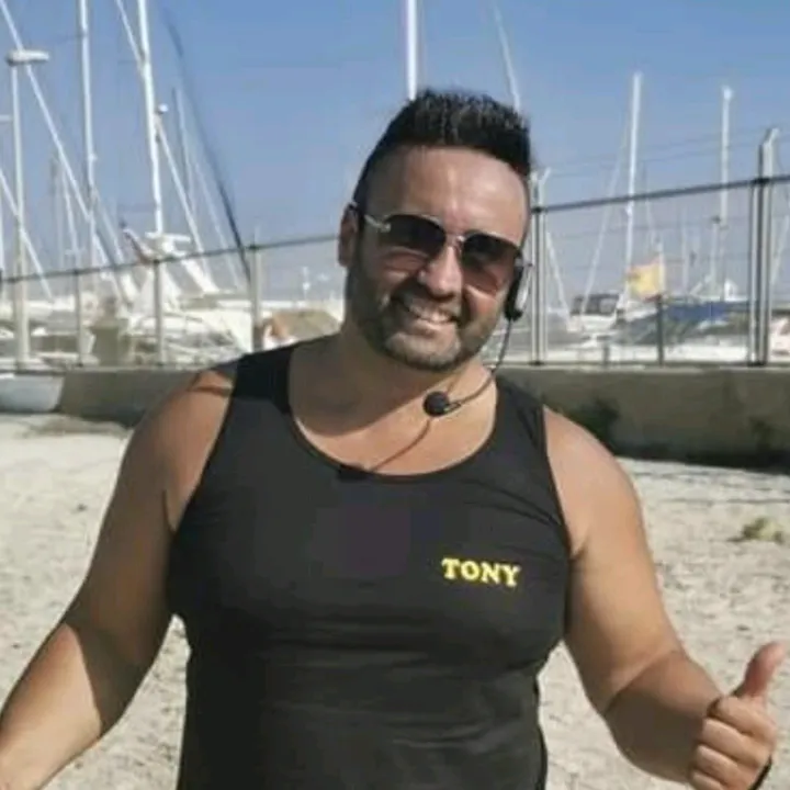 Tony_entertainmet Team...