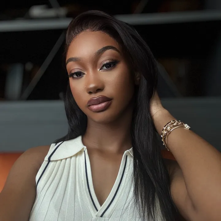 YT: NaomixElaineVlogs