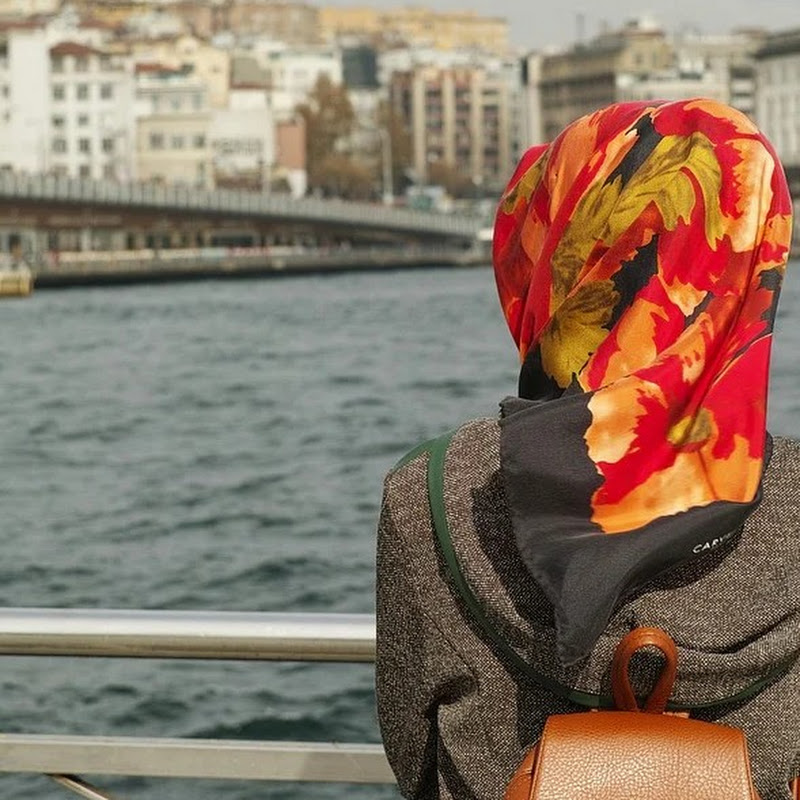Pakistani Girl in Italy