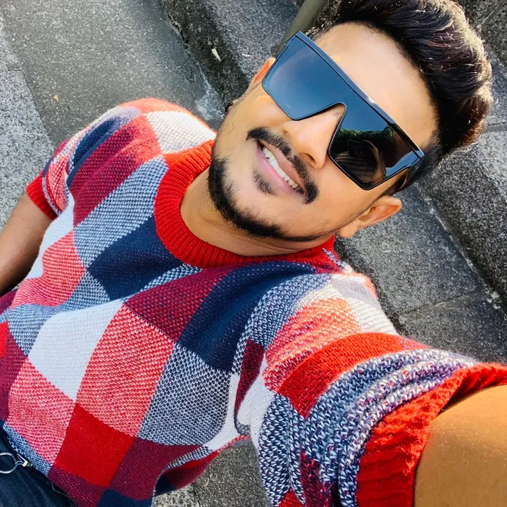 Chathu🇯🇵❤️🖤