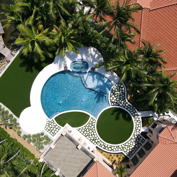 CristalloPool/BackyardConcepts