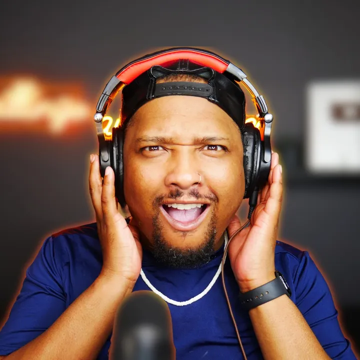 Spillingteawithjaybee