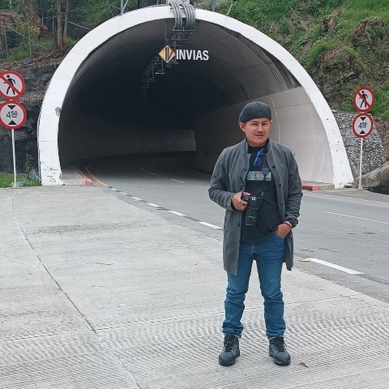 Reporteros de la Línea Oficial 