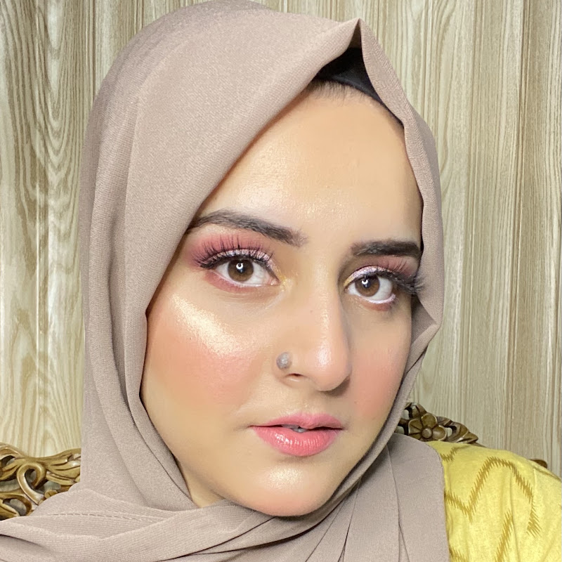 Ayesha Rajput 