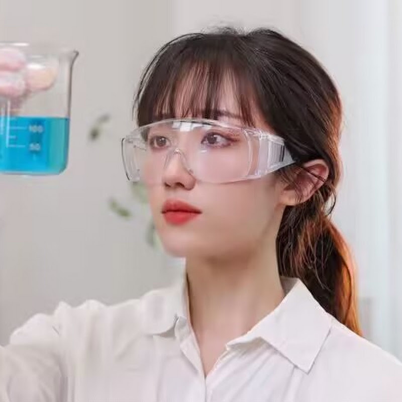 成分控小熊