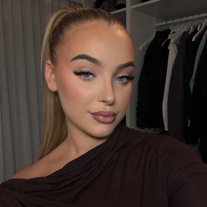 Cassidy Boel🩷🫧