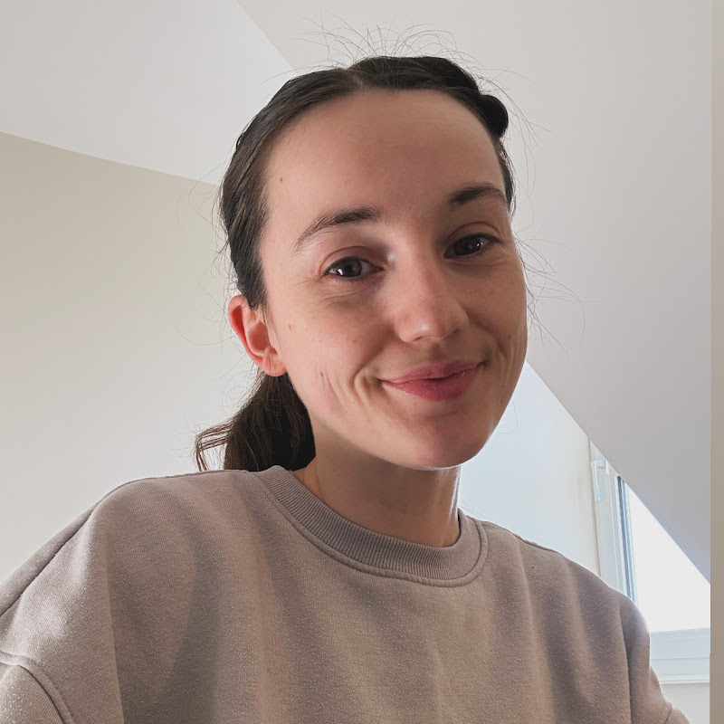 Bryoni ASMR