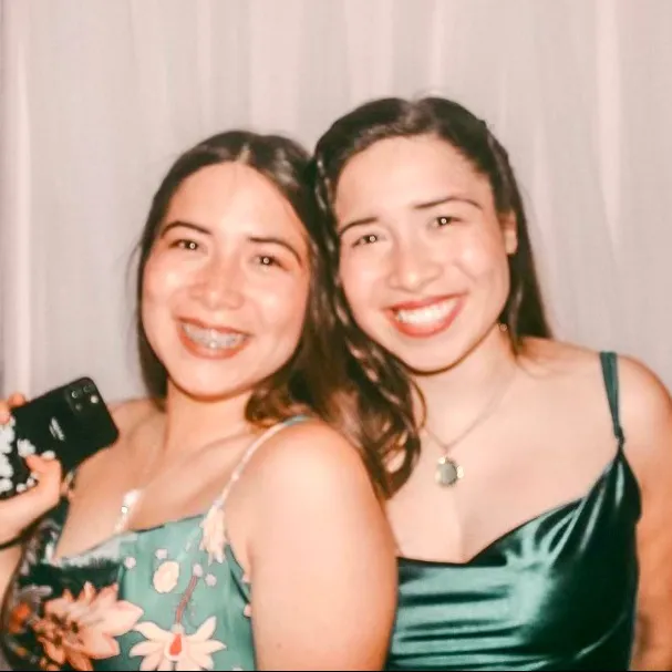EmelieAndDayanara