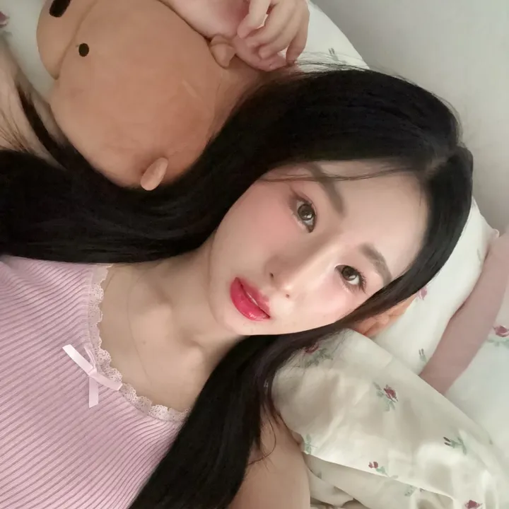 pimpawee🐰ྀི .