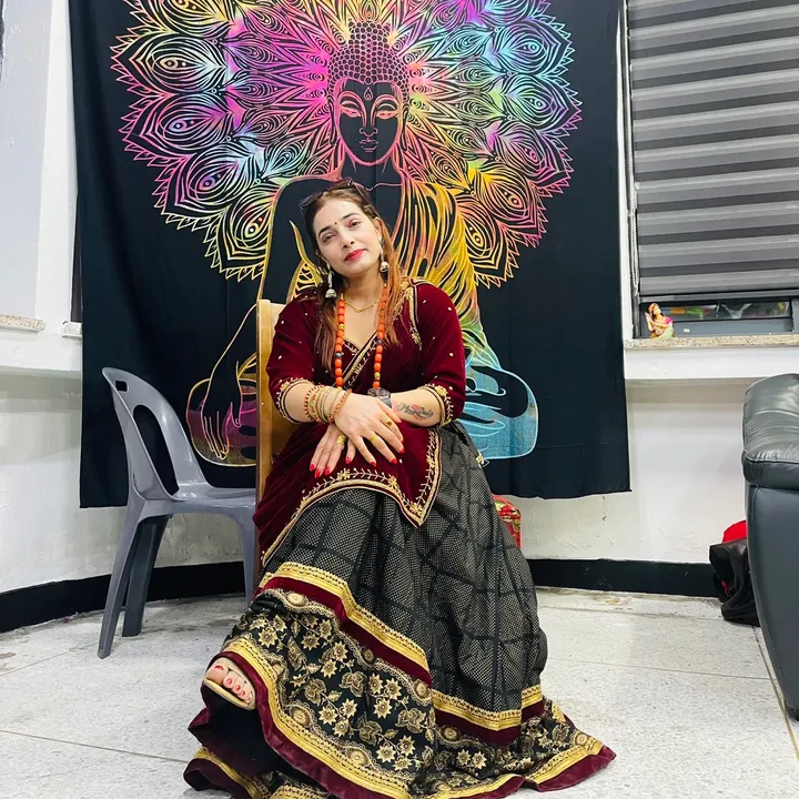 Laxmi98@🇳🇵🇳🇵🇳🇵🇰🇷🇰🇷