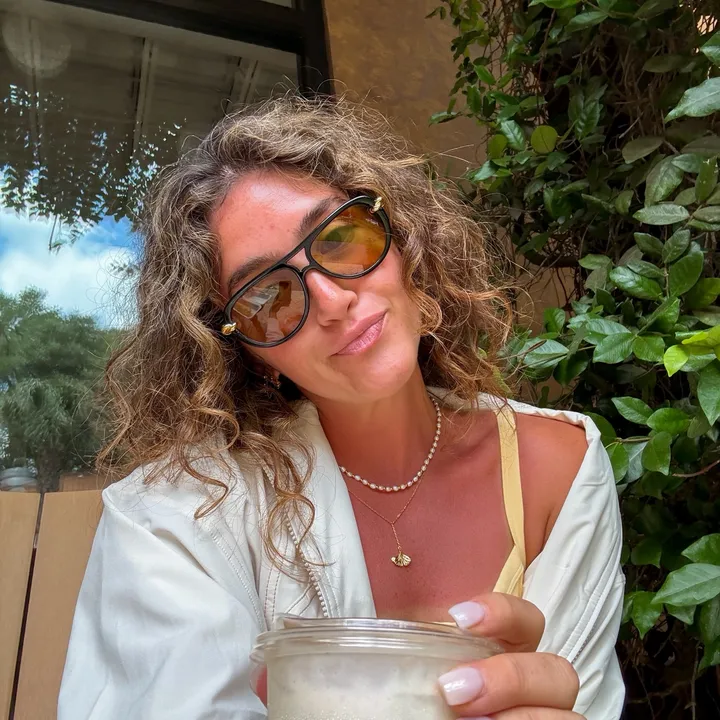 Alexa Thomas (Buda)
