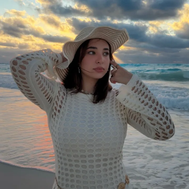 Farida 🥥♡