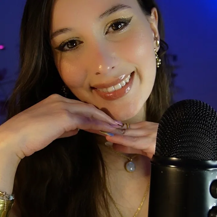 Brunette ASMR