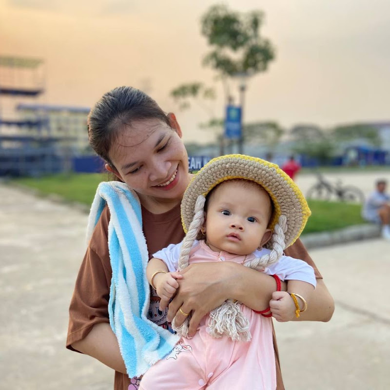 OunPov Breastfeed​ 