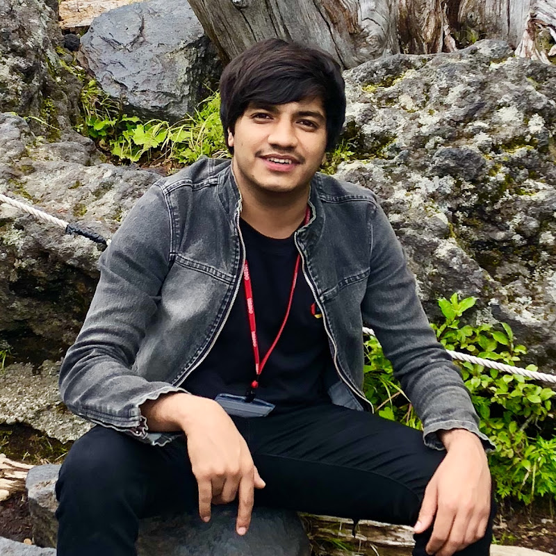 James Chettri 28