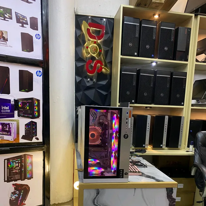 Daniva Computers